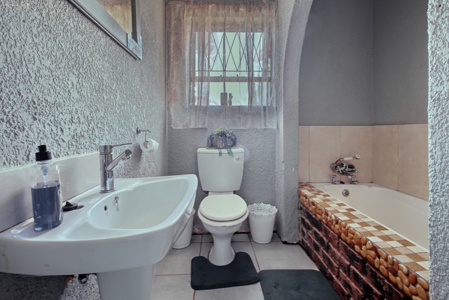 2 Bedroom Property for Sale in Azalea Park Eastern Cape